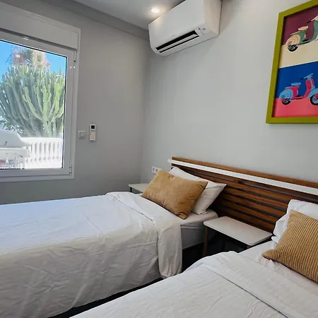 With Tropical Garden And Sea Water Pool Apartment *