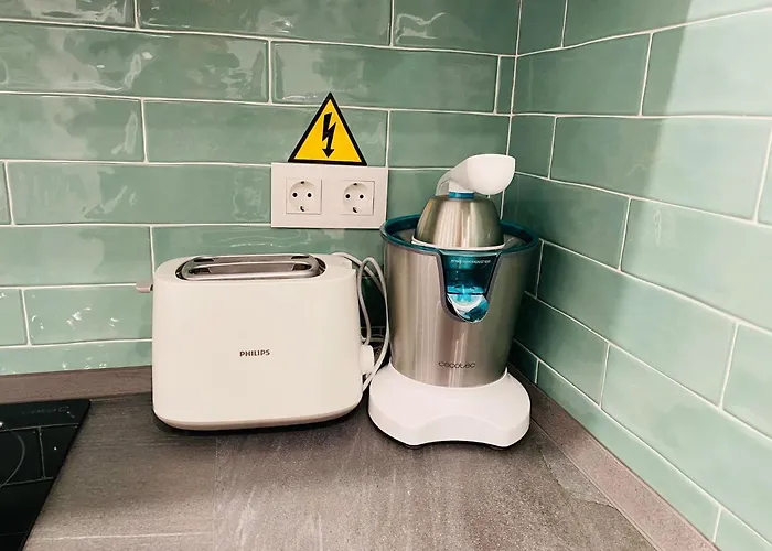 With Tropical Garden And Sea Water Pool Appartamento