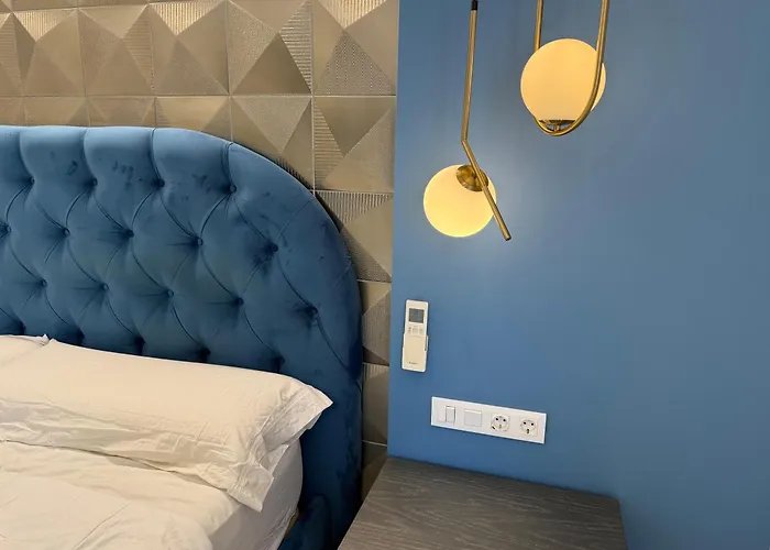 With Tropical Garden And Sea Water Pool Appartamento *