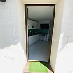 With Tropical Garden And Sea Water Pool Appartement *