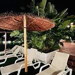 Appartement With Tropical Garden And Sea Water Pool