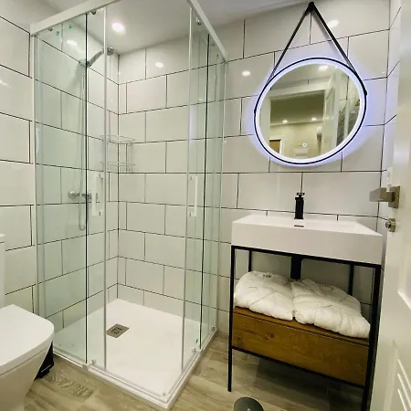 With Tropical Garden And Sea Water Pool Apartment