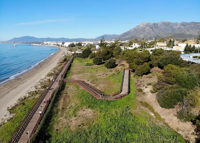 With Tropical Garden And Sea Water Pool Apartmán Marbella