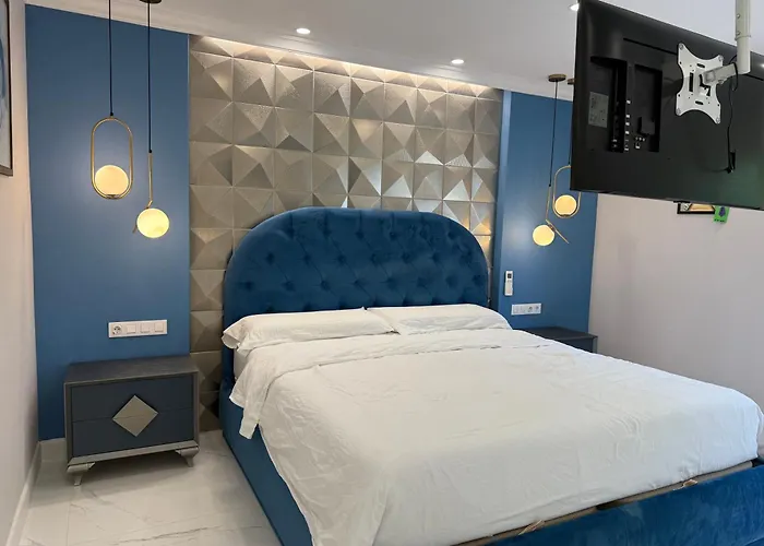 With Tropical Garden And Sea Water Pool Apartament