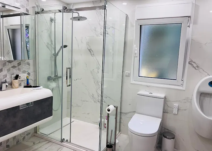 With Tropical Garden And Sea Water Pool Apartament Marbella